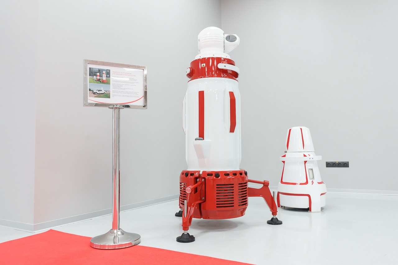 Лазерные системы. Фотограф Миланазавр