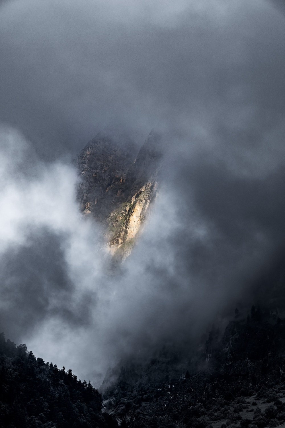 Monochrome. Вадим Щербаков | архитектурный фотограф