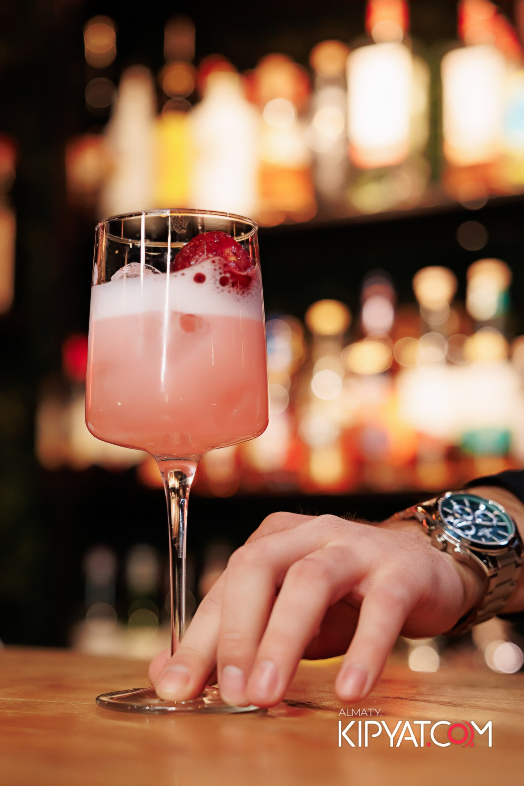 MYATA LOUNGE НА МЕНДИКУЛОВА 6 ЛЕТ. КИПЯТКОМ АЛМАТЫ!