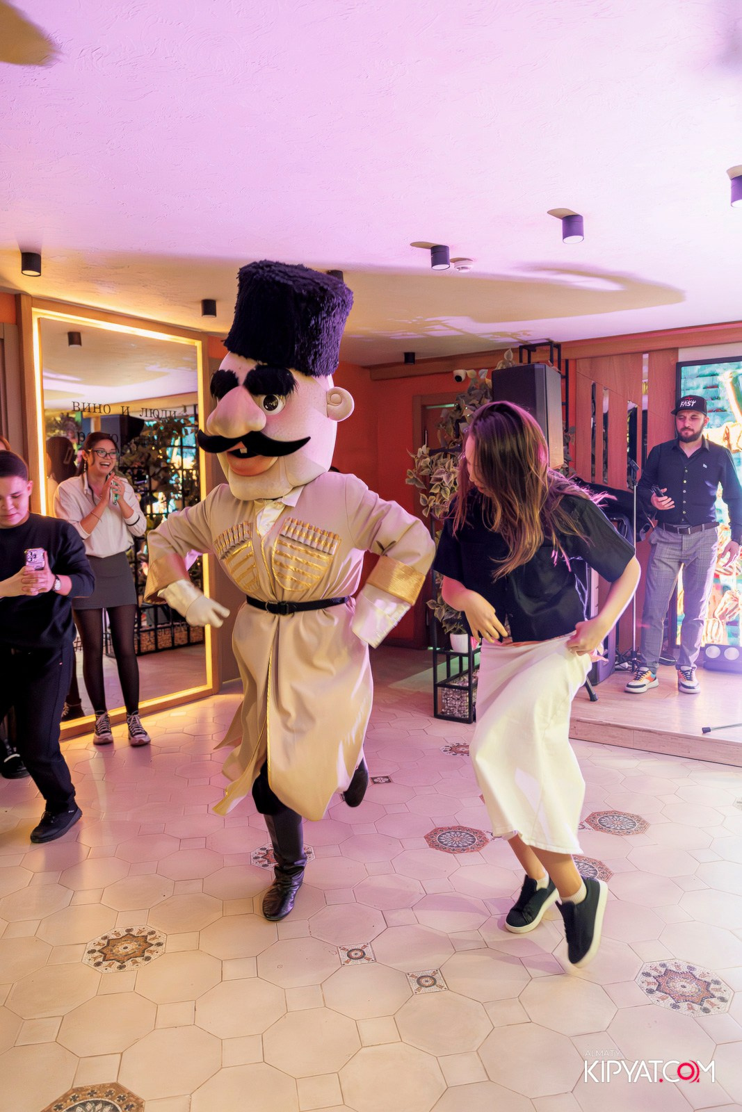 MODI RESTORANCHIK. КИПЯТКОМ АЛМАТЫ! Фотосъемка мероприятий в Алматы