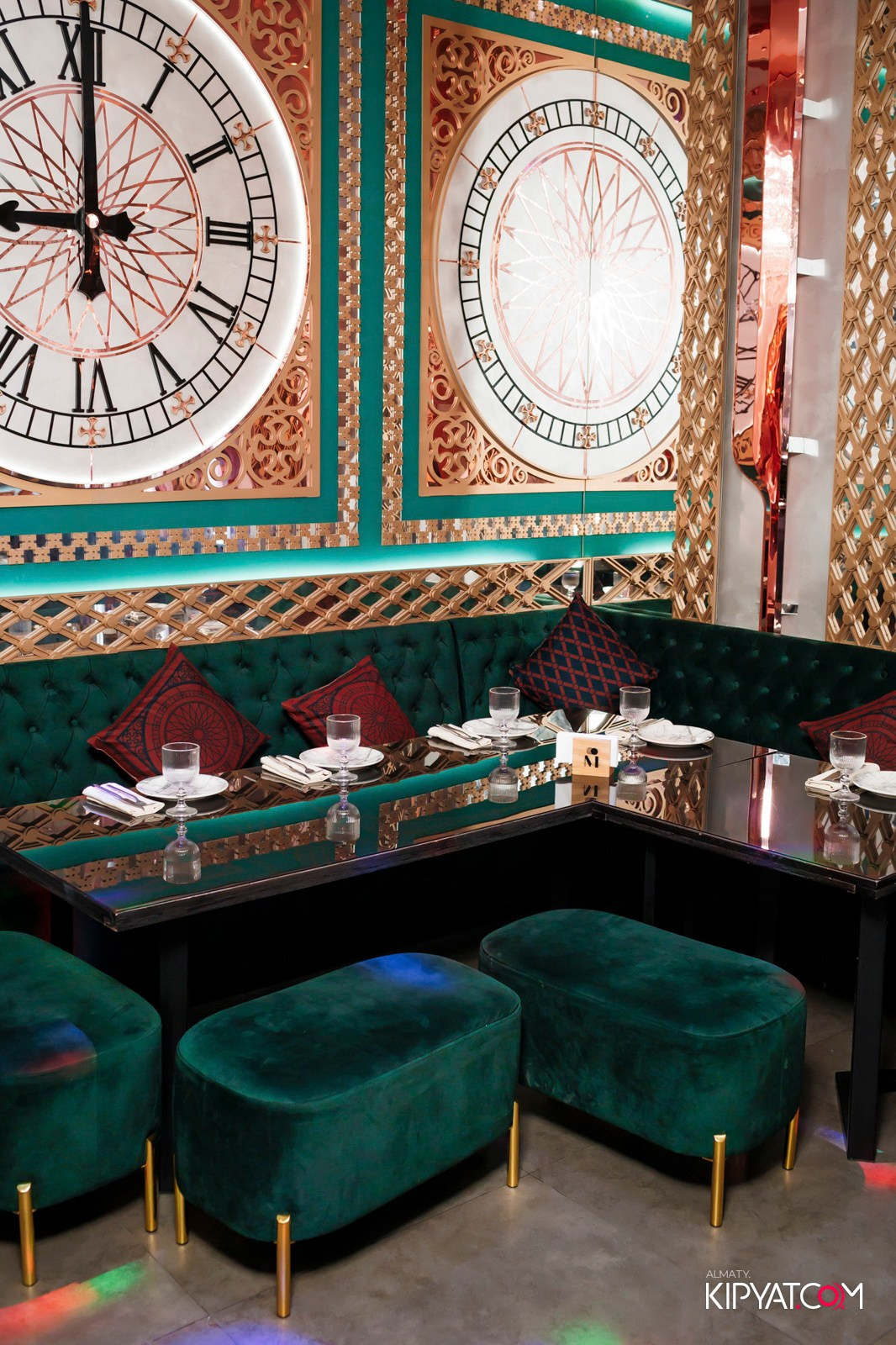 MOOD KARAOKE & TERRACE. КИПЯТКОМ АЛМАТЫ!