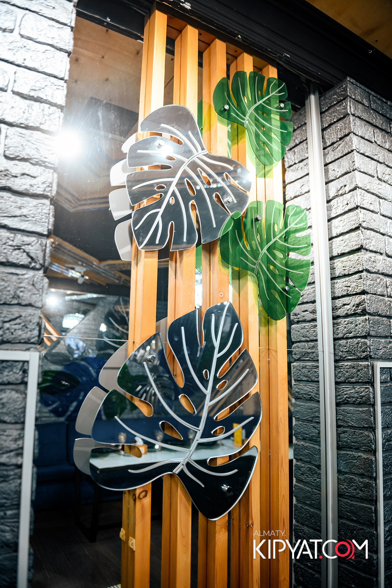 УХО И МЕДВЕДЬ НА ГАГАРИНА. КИПЯТКОМ АЛМАТЫ!