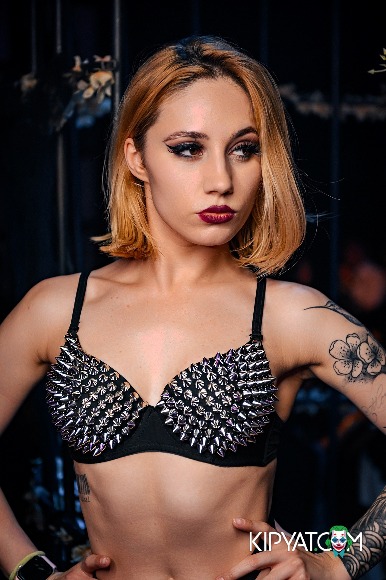 UYAT EMES BAR. КИПЯТКОМ АЛМАТЫ!