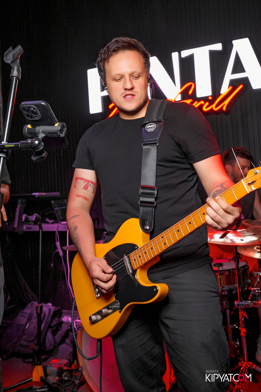 PINTA НА ДОСТЫК. КИПЯТКОМ АЛМАТЫ!