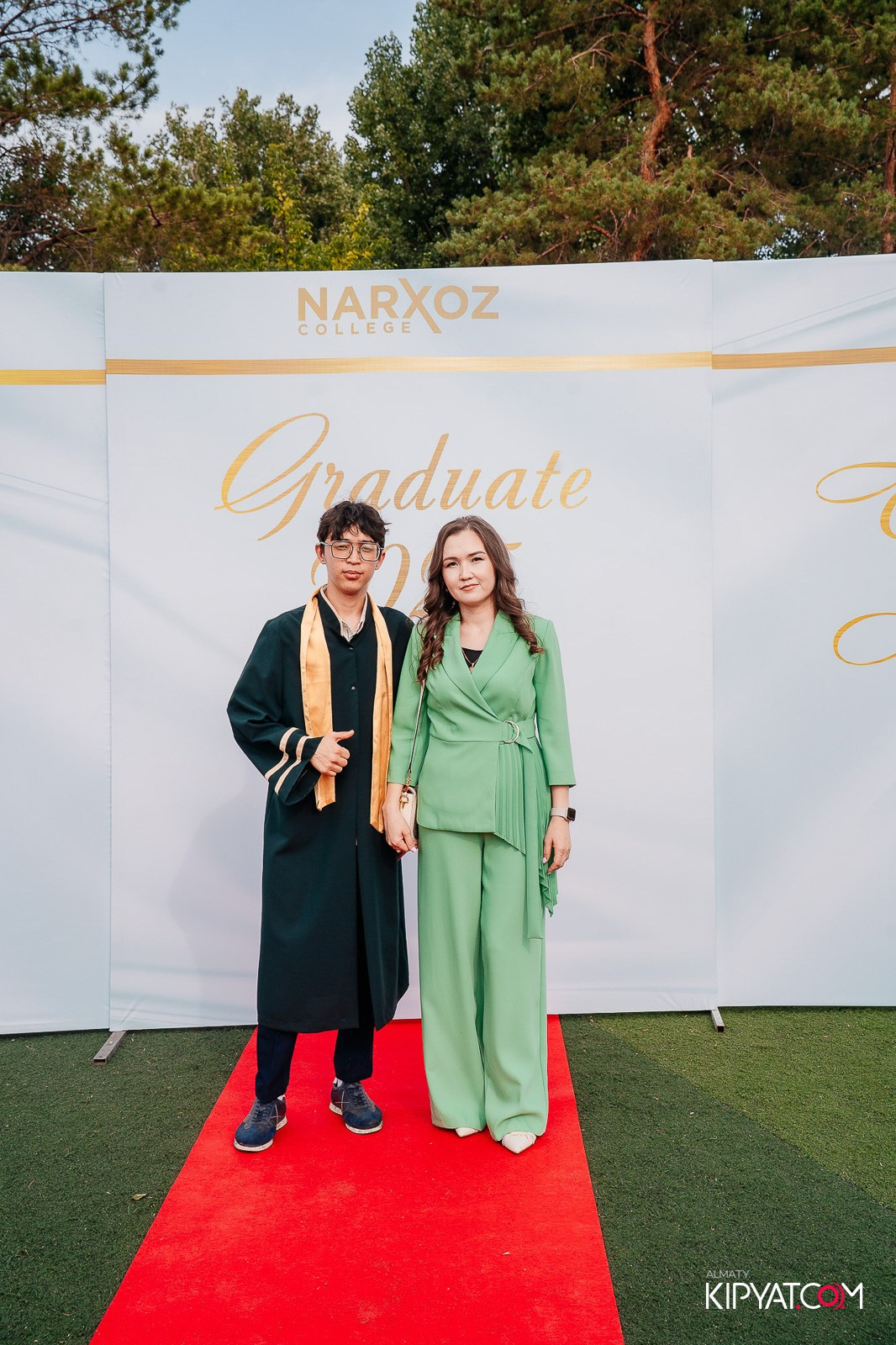 ВРУЧЕНИЕ ДИПЛОМОВ — НАРХОЗ КОЛЛЕДЖ. Part 1. КИПЯТКОМ АЛМАТЫ!