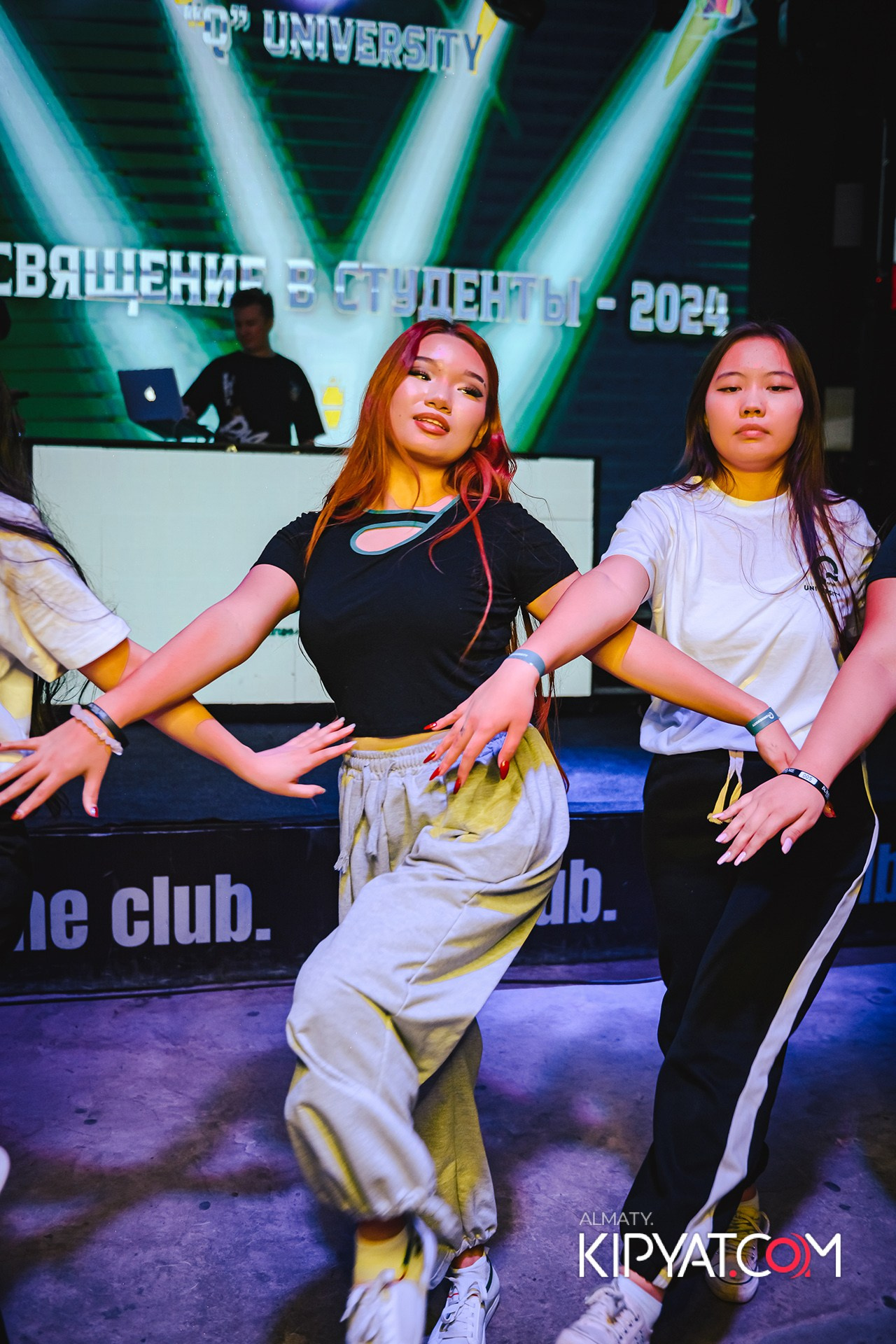 ПОСВЯЩЕНИЕ В СТУДЕНТЫ ''Q'' UNIVERSITY. КИПЯТКОМ АЛМАТЫ!