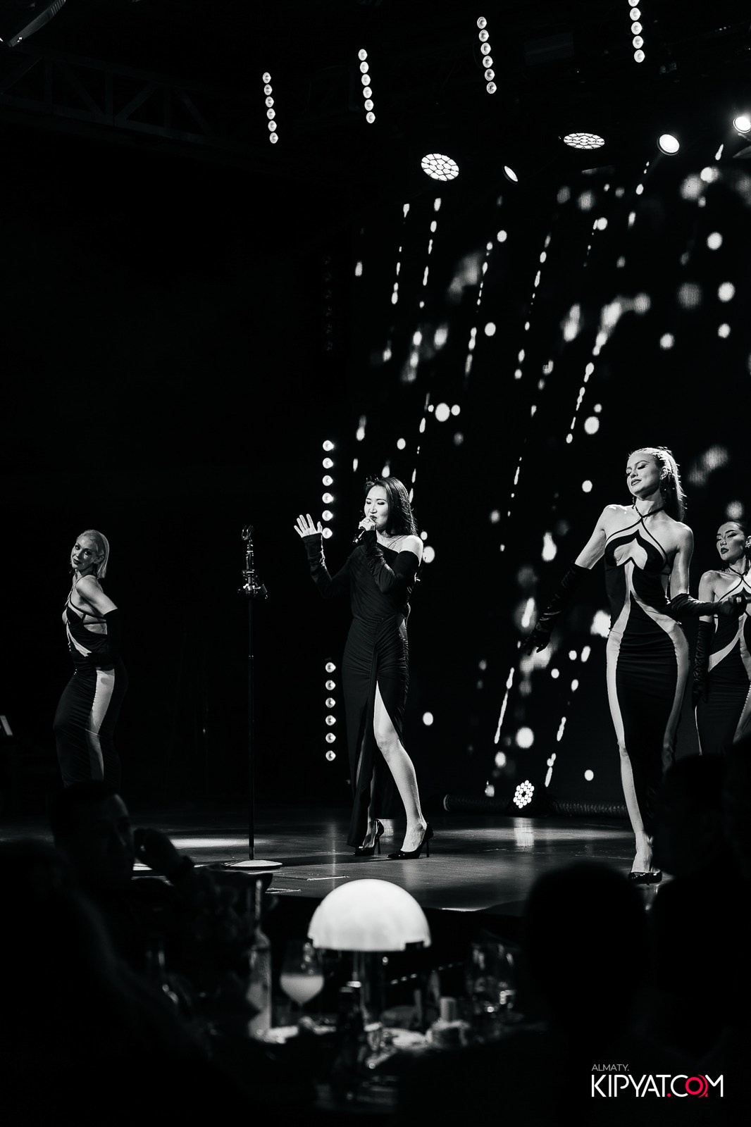 QUEEN. КИПЯТКОМ АЛМАТЫ!