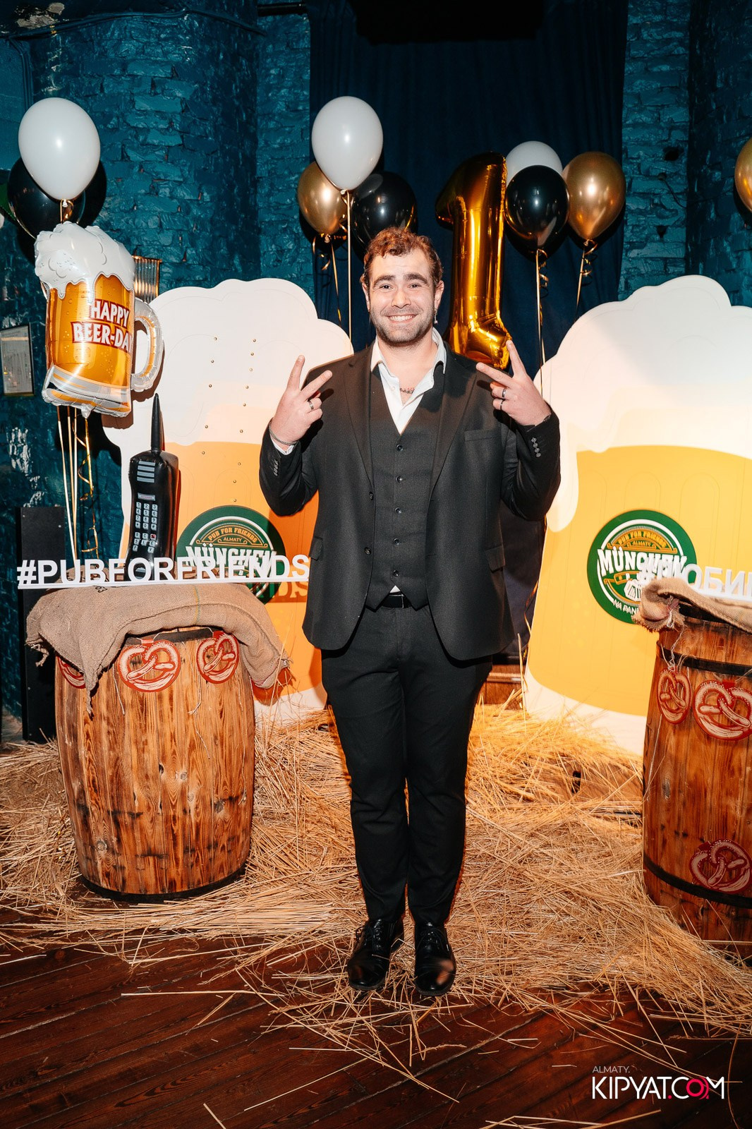 ДЕНЬ РОЖДЕНИЯ — MUNCHEN PUB NA PANFILOVA. КИПЯТКОМ АЛМАТЫ!