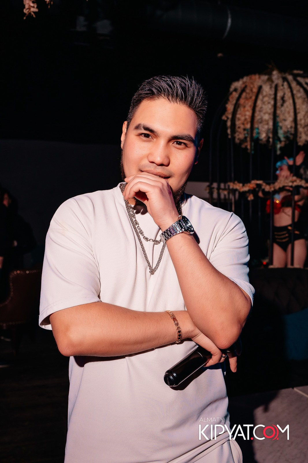 UYAT EMES BAR. КИПЯТКОМ АЛМАТЫ!