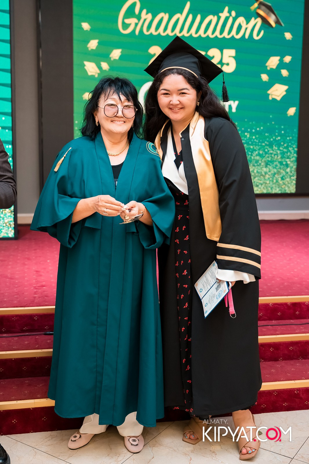 GRADUATION 2025 Q UNIVERSITY. КИПЯТКОМ АЛМАТЫ!