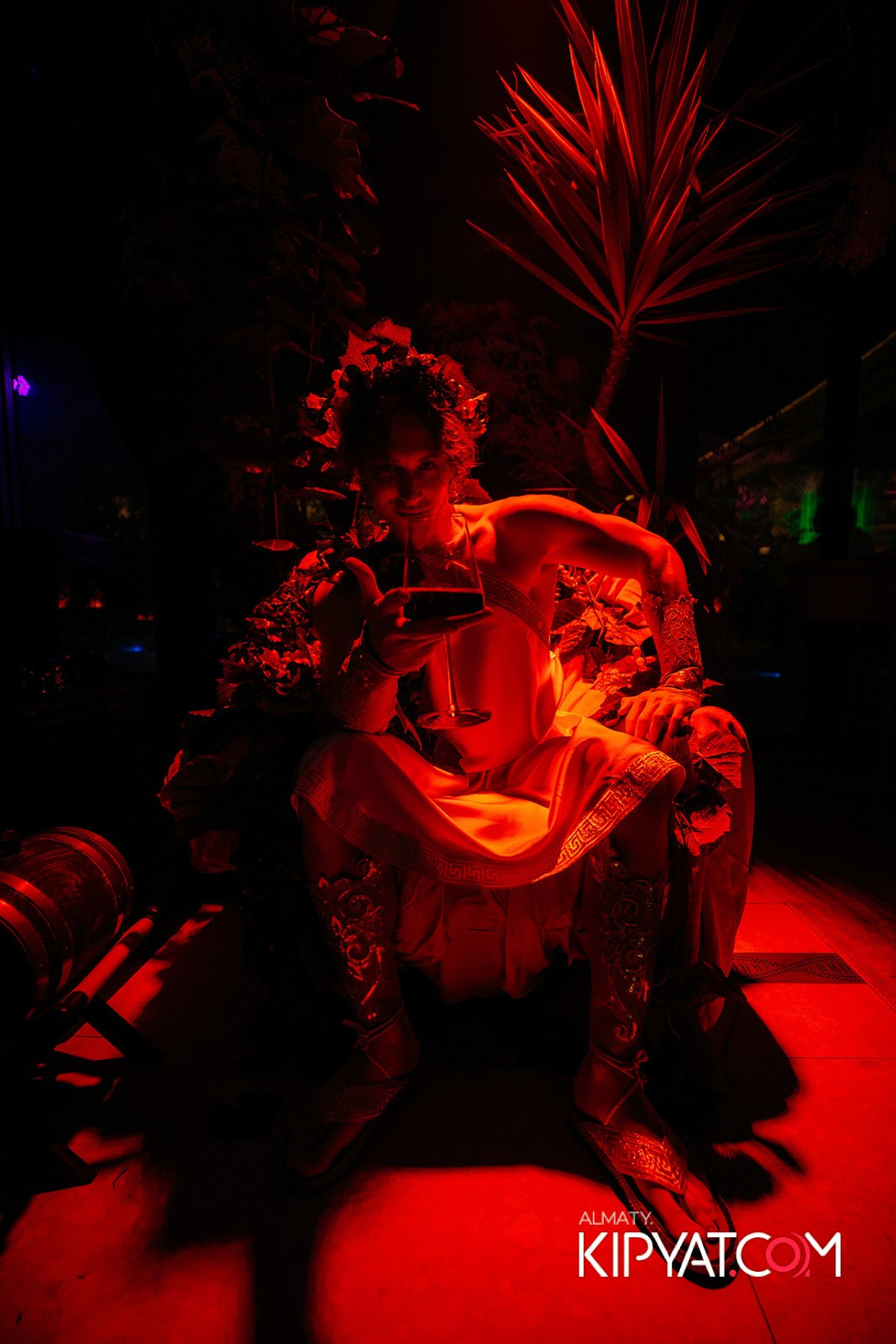 EDEN BAR & RESTAURANT. КИПЯТКОМ АЛМАТЫ!