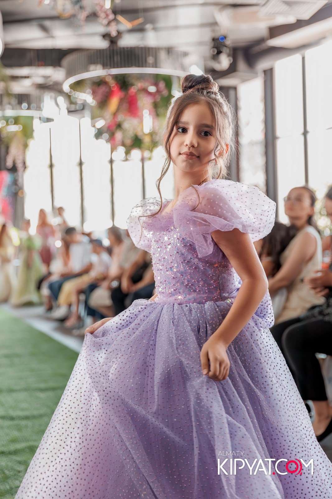 PROM KIDS FASHION SHOW. КИПЯТКОМ АЛМАТЫ!