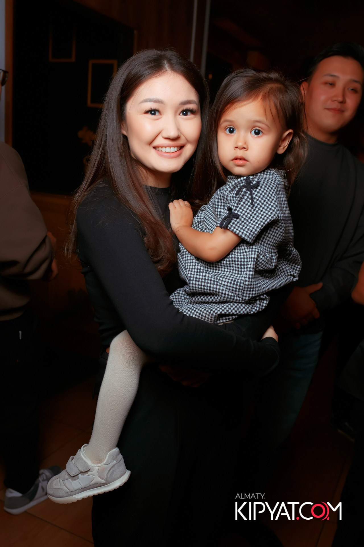 ШИШКА LOUNGE НА ЖИБЕК ЖОЛЫ. КИПЯТКОМ АЛМАТЫ!