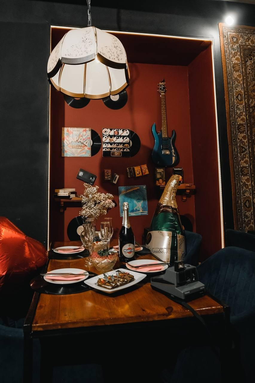 Бар РУКИ ВВЕРХ. Фотограф и видеограф в Тюмени Анна Жагорина, ваши фото еще не отдавали так быстро!