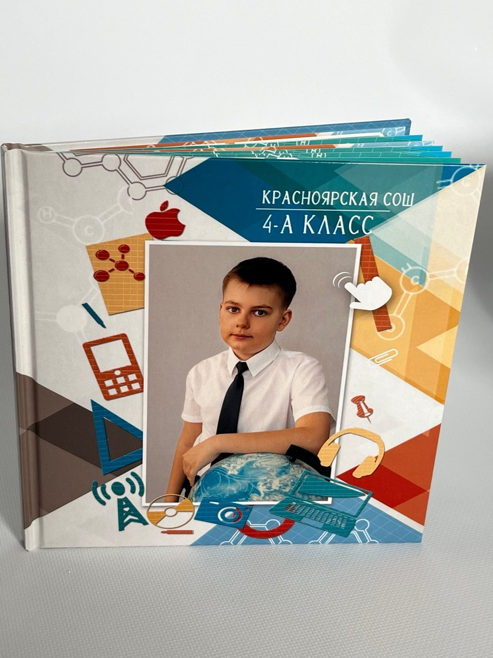 Выпускные альбомы. Фотограф в Омске Евгения Каргаполова