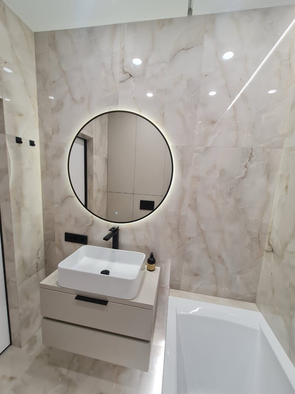 Примеры работ по дизайну ванных нашей студии. Дизайн-интерьера