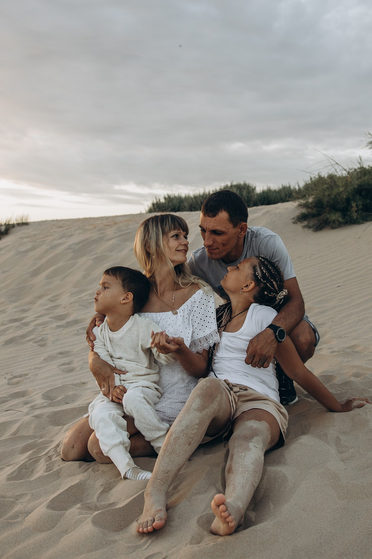 Наташа, Степан, Вика и Максим — на память о синем море и теплом песке. Семейный фотограф Новороссийск, Анапа, Геленджик — Юлия Давыдова