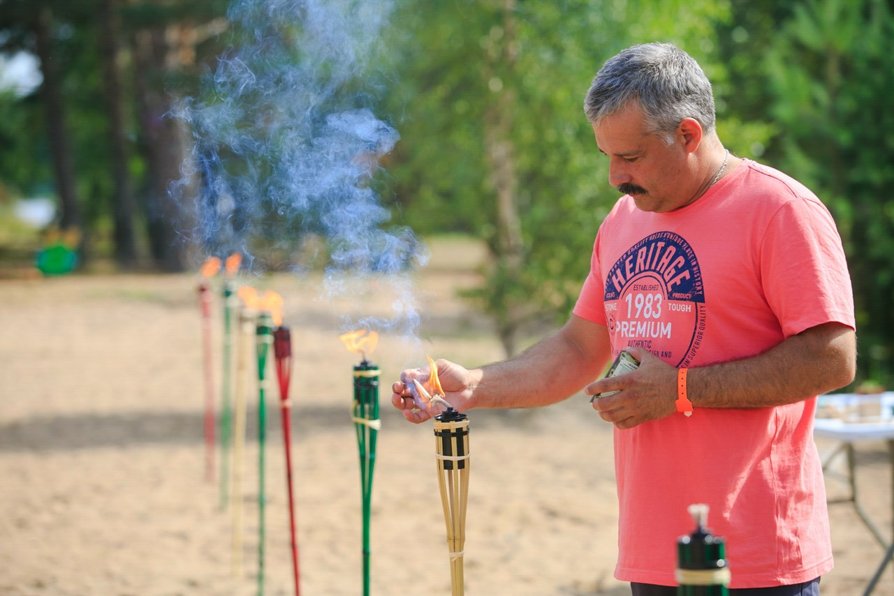 Командообразующее. Фотограф событий, Максим Романенко