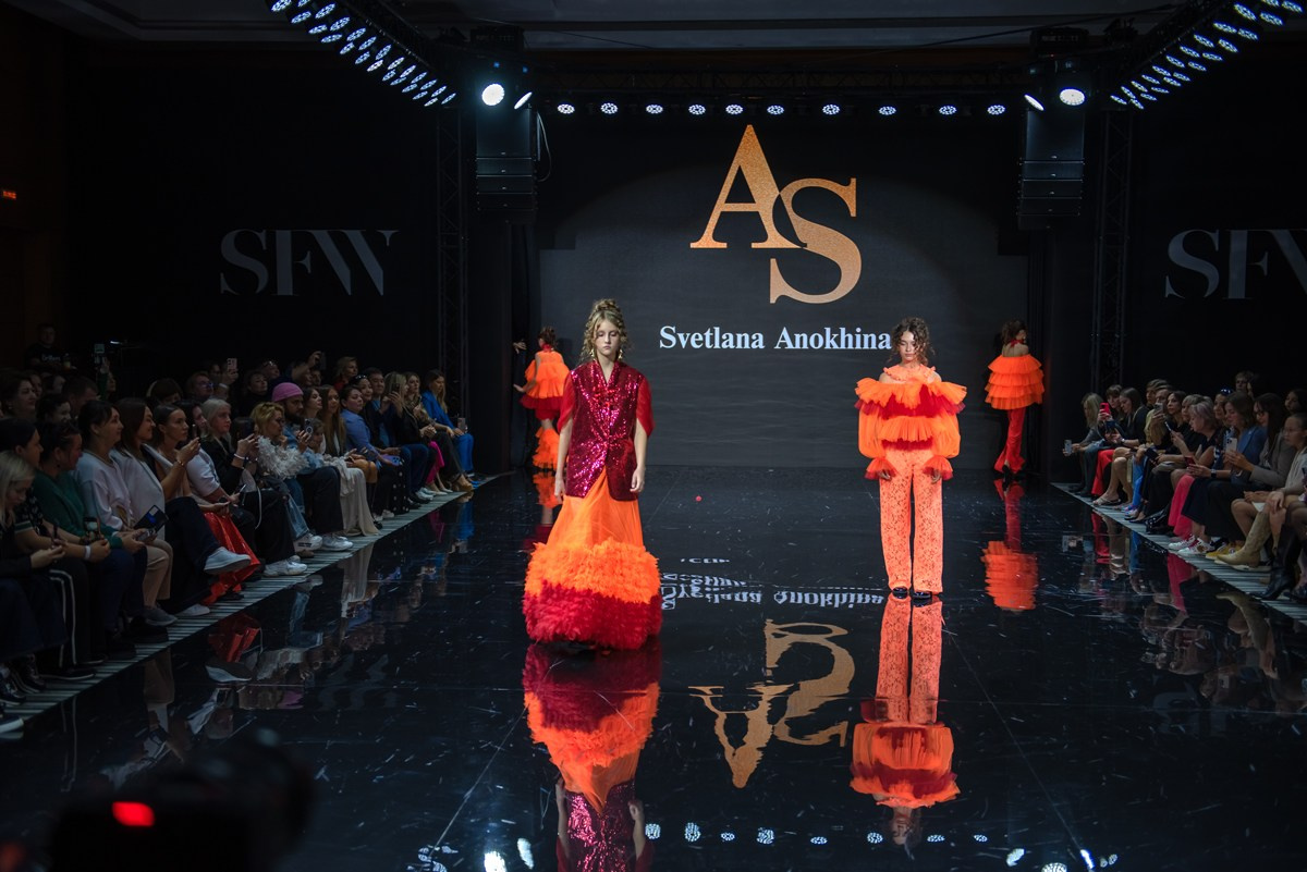 SochiFashionWeek2024 дизайнер Анохина Светлана. Семейный и коммерческий фотограф в Сочи Александр Бодунов