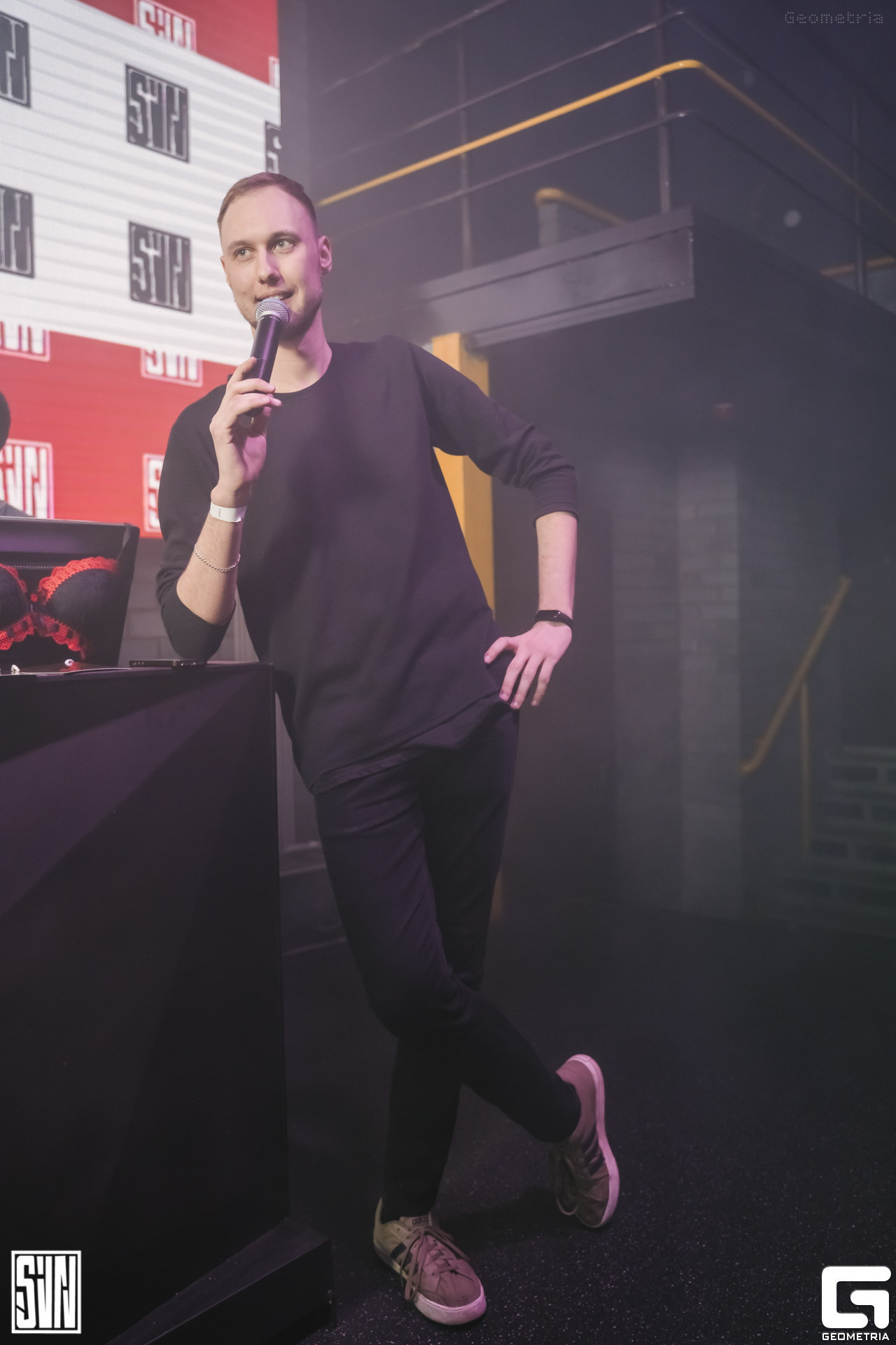 Мероприятия. Ведущий мероприятий  — Александр Шилов