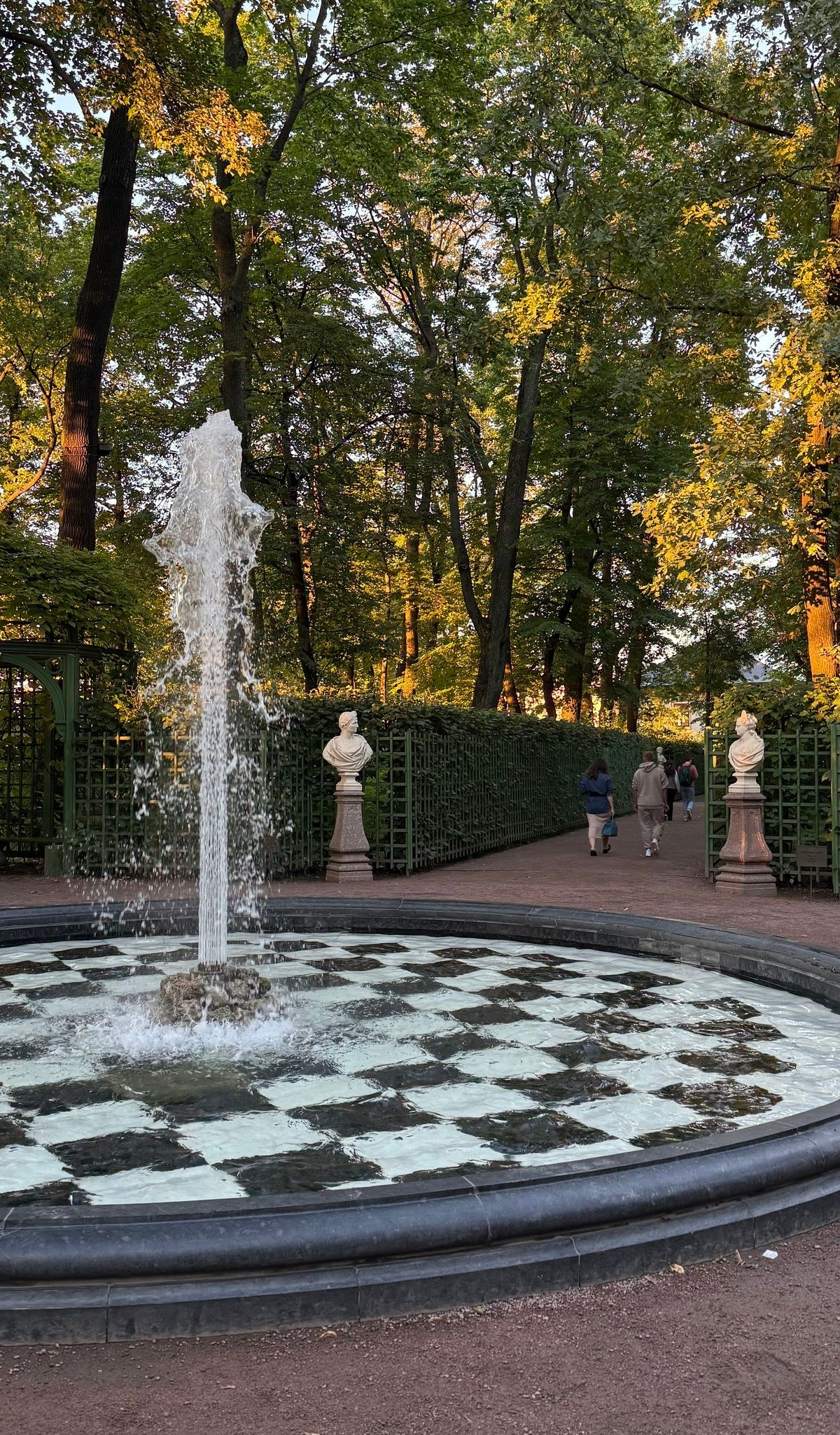 Летний сад. Свадебный фотограф в Санкт Петербурге и Москве Падерина Кристина