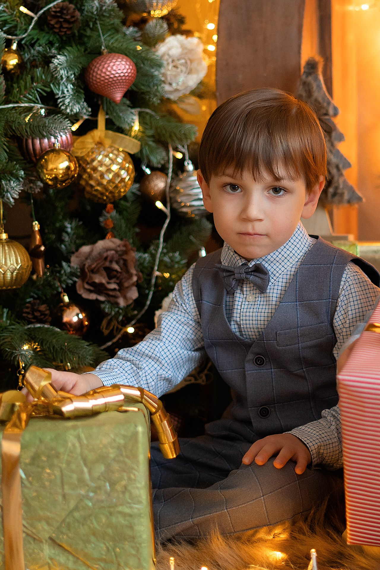 Новогодняя семейная фотосессия в студии Cocoon. Семейный и детский фотограф в Москве Екатерина Офицерова