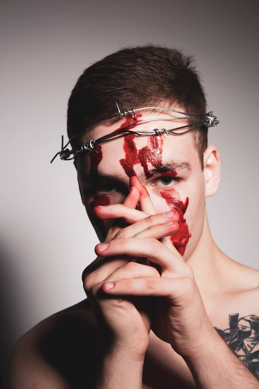 Портретная съемка — Федор. Портретный фотограф в Орле. Готовые фото за 3 дня! Помощь в позировании. Советы по организации