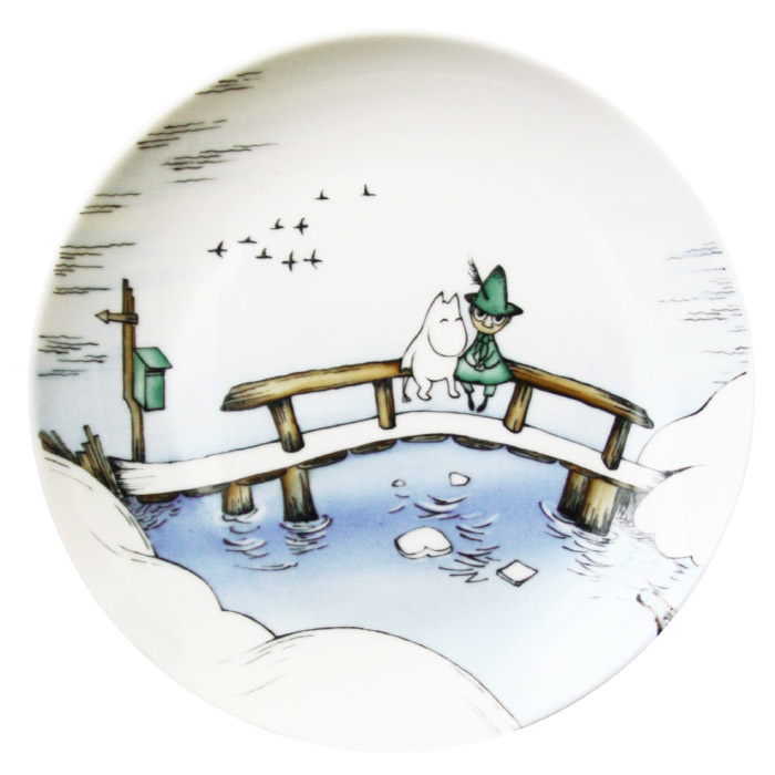 Тарелка декоротивная с Муми-троллями. Роспись фарфора в Санкт-Петербурге
