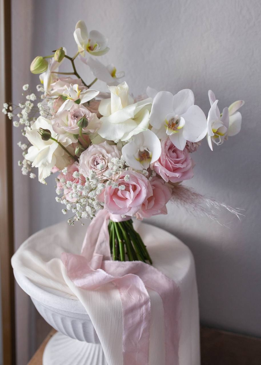 Цветные для букетов, 250 руб. Дизайнер полиграфии в Санкт-Петербурге. Заказать свадебные приглашения, подарочные сертификаты, полиграфию для бизнеса, шелковые ленты