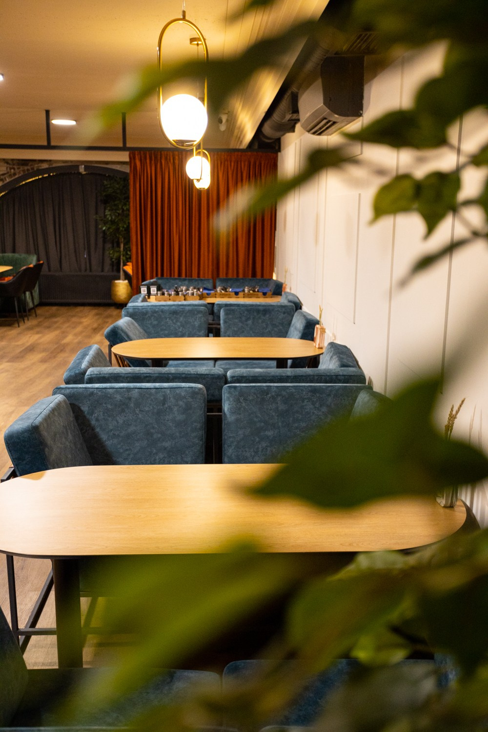 Интерьерная съемка коммерческих локаций. Фотосъемка для вашего бизнеса в Челябинске