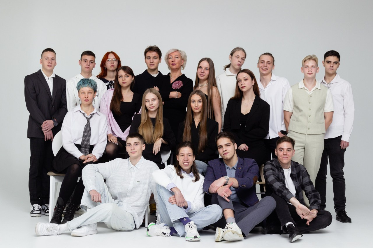 Отзывы. Выпускные альбомы Cardsi