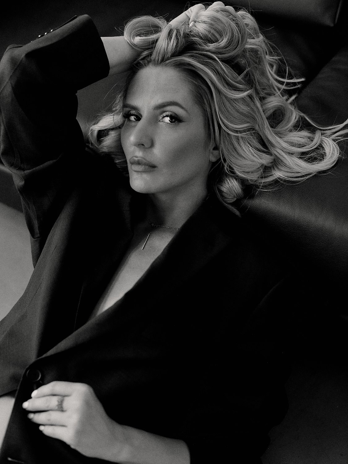 Юлия. Фотограф для людей и брендов в Санкт-Петербурге