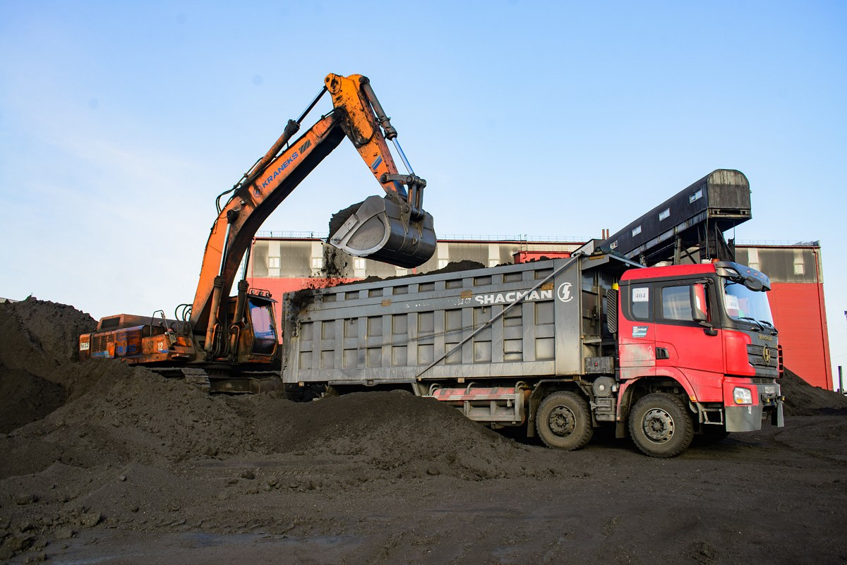 СИБАНТРАЦИТ угольный разрез. Фотограф Сергей Сергеев