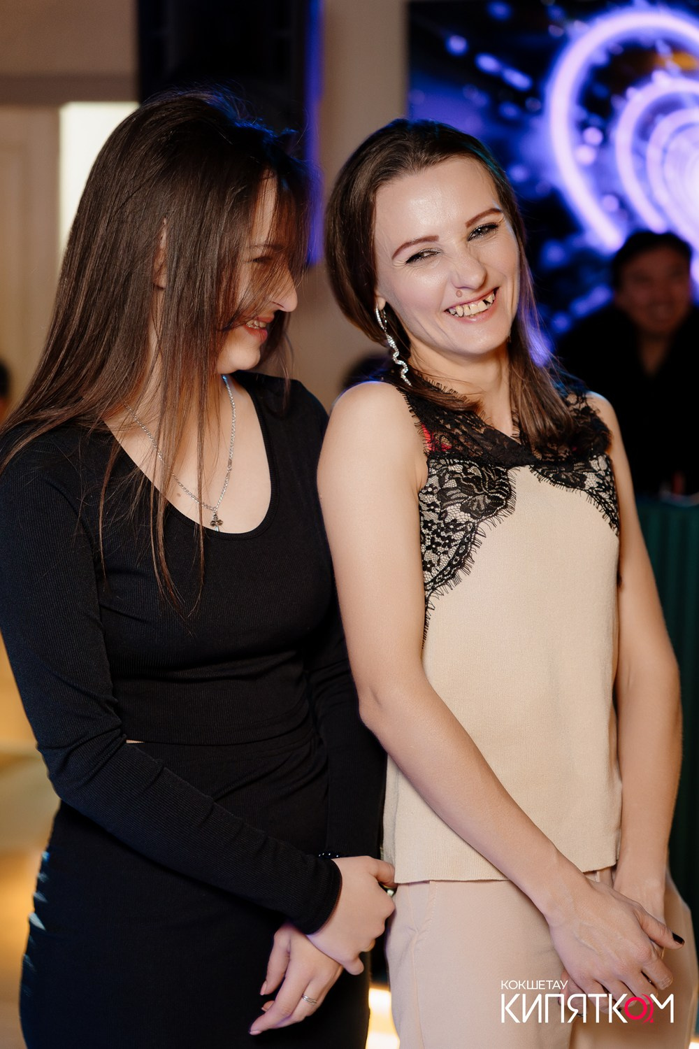 ШАШЛЫЧНЫЙ ДВОР (АУЕЛЬБЕКОВА). КИПЯТКОМ КОКШЕТАУ