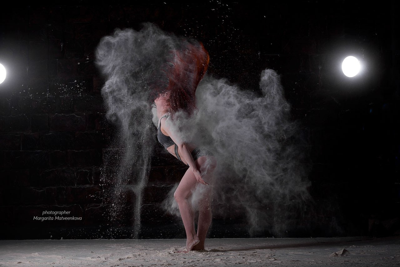 Съёмка с мукой 1. Женский фотограф Крещение Венчание Москва Брянск