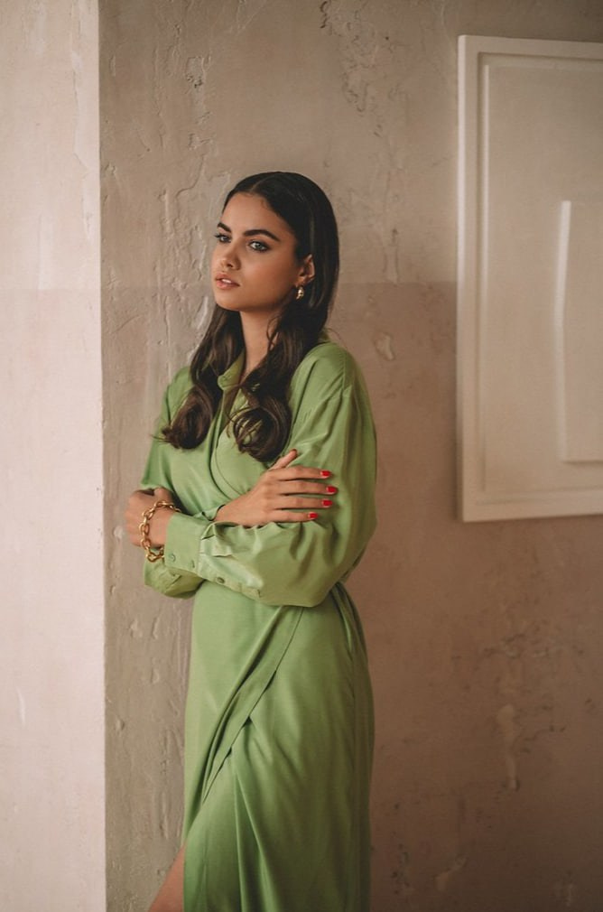 Анастасия, 42-44, рост 170. KED Production — продакшн из СПб. Создаём фото, видео и контент, который помогает брендам и селлерам продавать больше