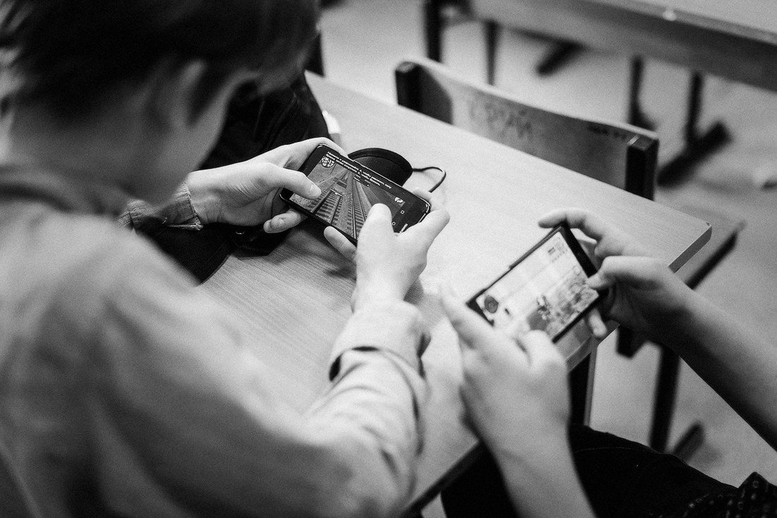 Фоторепортаж со школьного урока 4-го класса. Репортажный фотограф Борис Геер