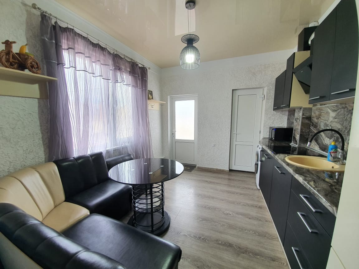 Ул. Матвеева 14. Отдых в Евпатории без забот — аренда жилья, трансфер, размещение под ключ