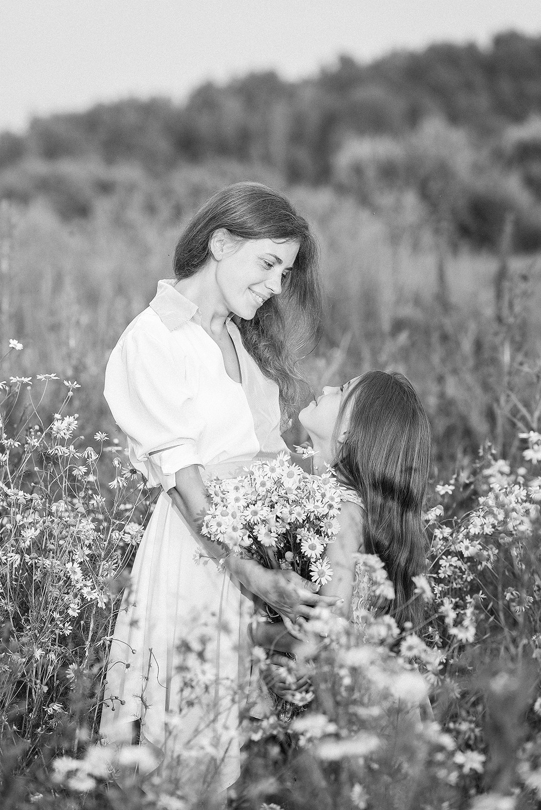 Оксана и Лукерья ЧБ. Римма Гусакова. Выпускные фотокниги. Детские и семейные фотосессии