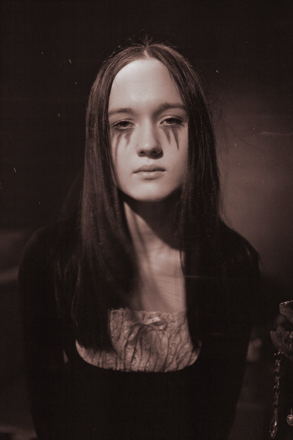 Isa — facing with the ghost. Лёша Афинский | Art & Fashion Фотограф в Екатеринбурге