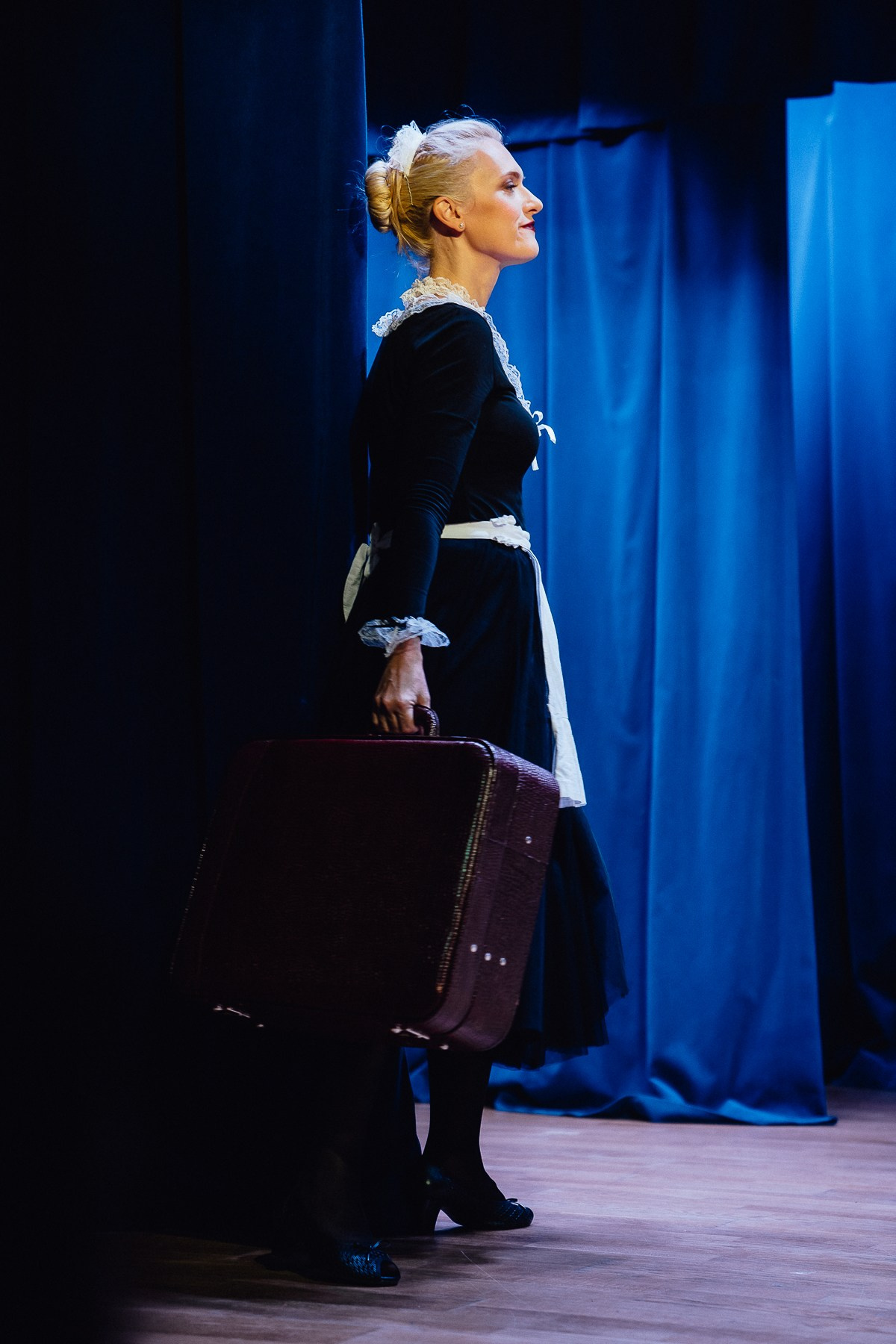 Театр Дом 8 Любящих женщин. Главная