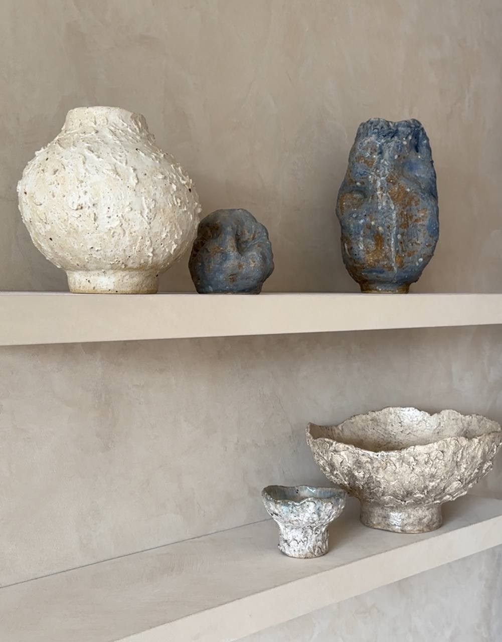 Серпантин и камень. Арт-керамика Катерины Жизневской