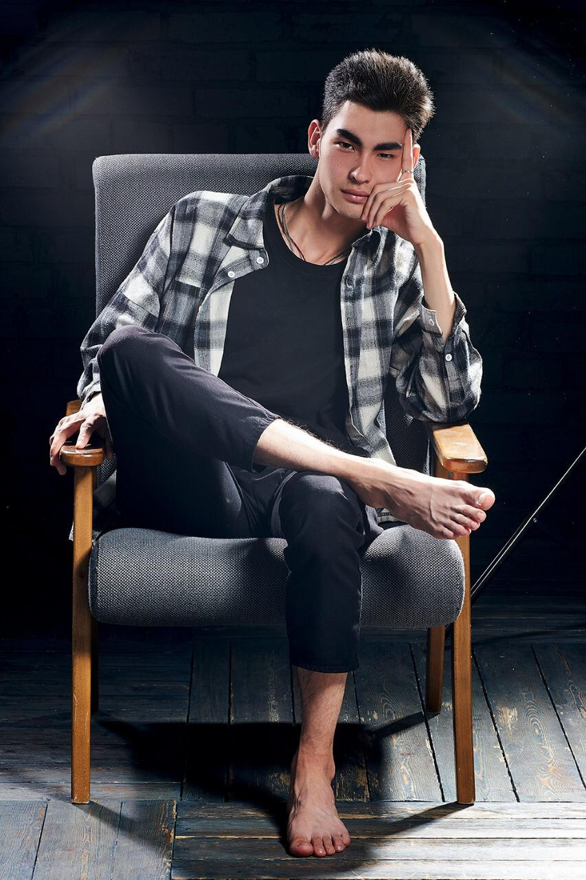 Модель для предметной съемки Роман Ал. Москва | Sale Easy