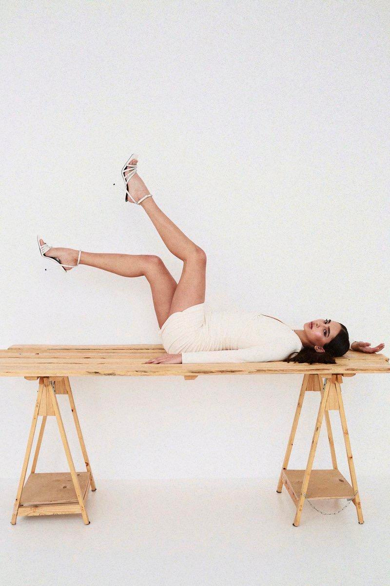 Модель для предметной съемки Ева Б. Москва| Sale Easy