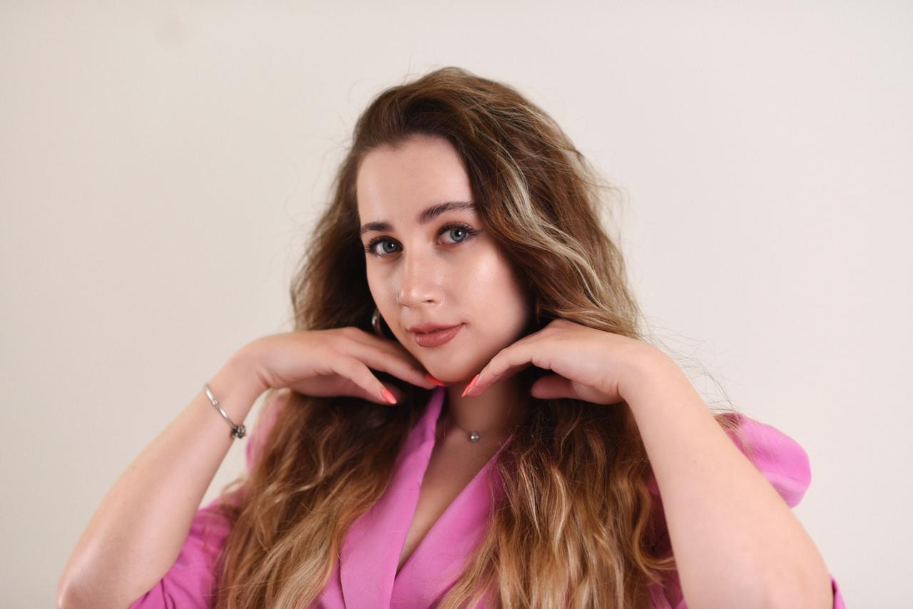 Модель для предметной съемки Алёна В.Москва| Sale Easy