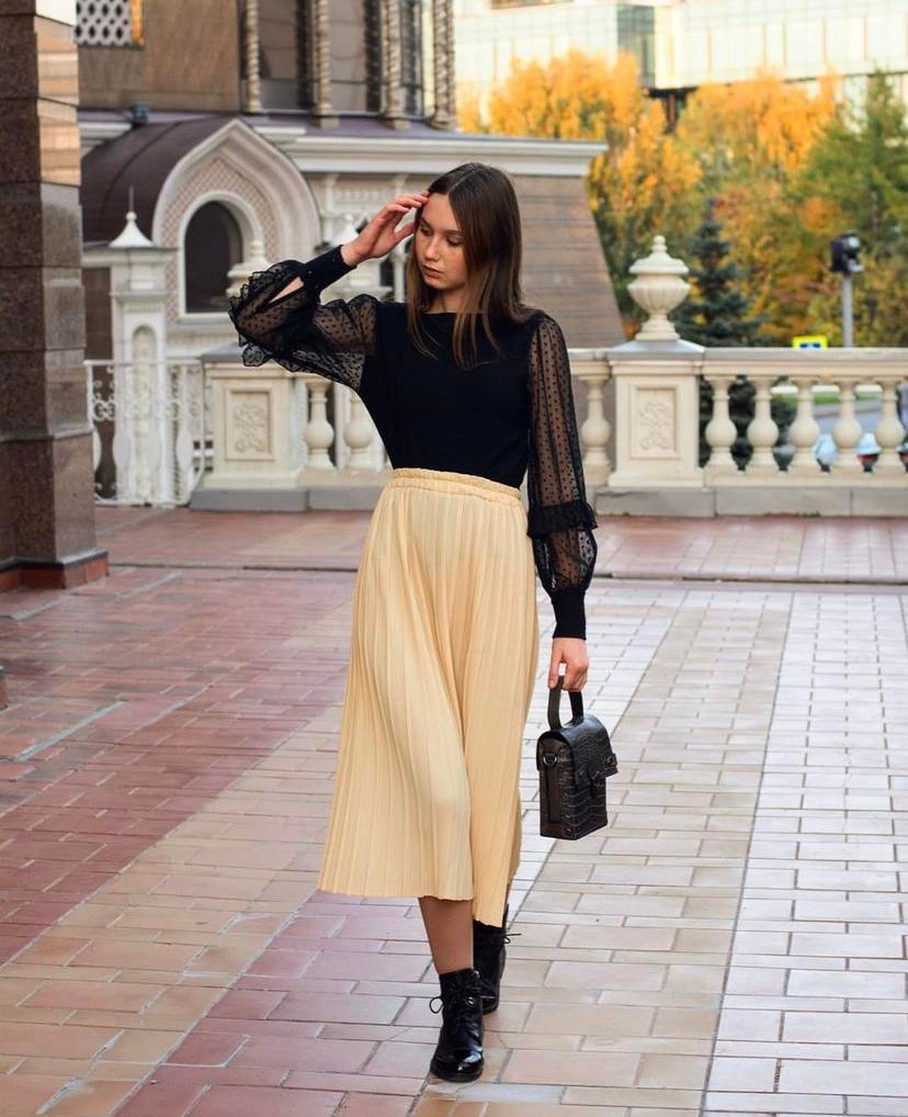 Модель для предметной съемки Диана Казань| Sale Easy