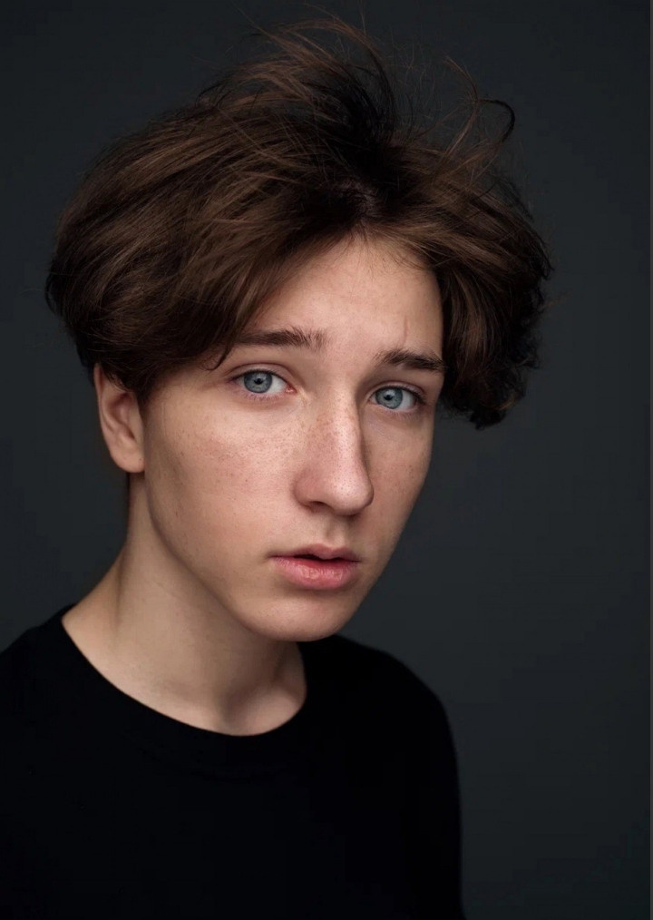 Модели дети для предметной съемки Глеб Москва | Sale Easy