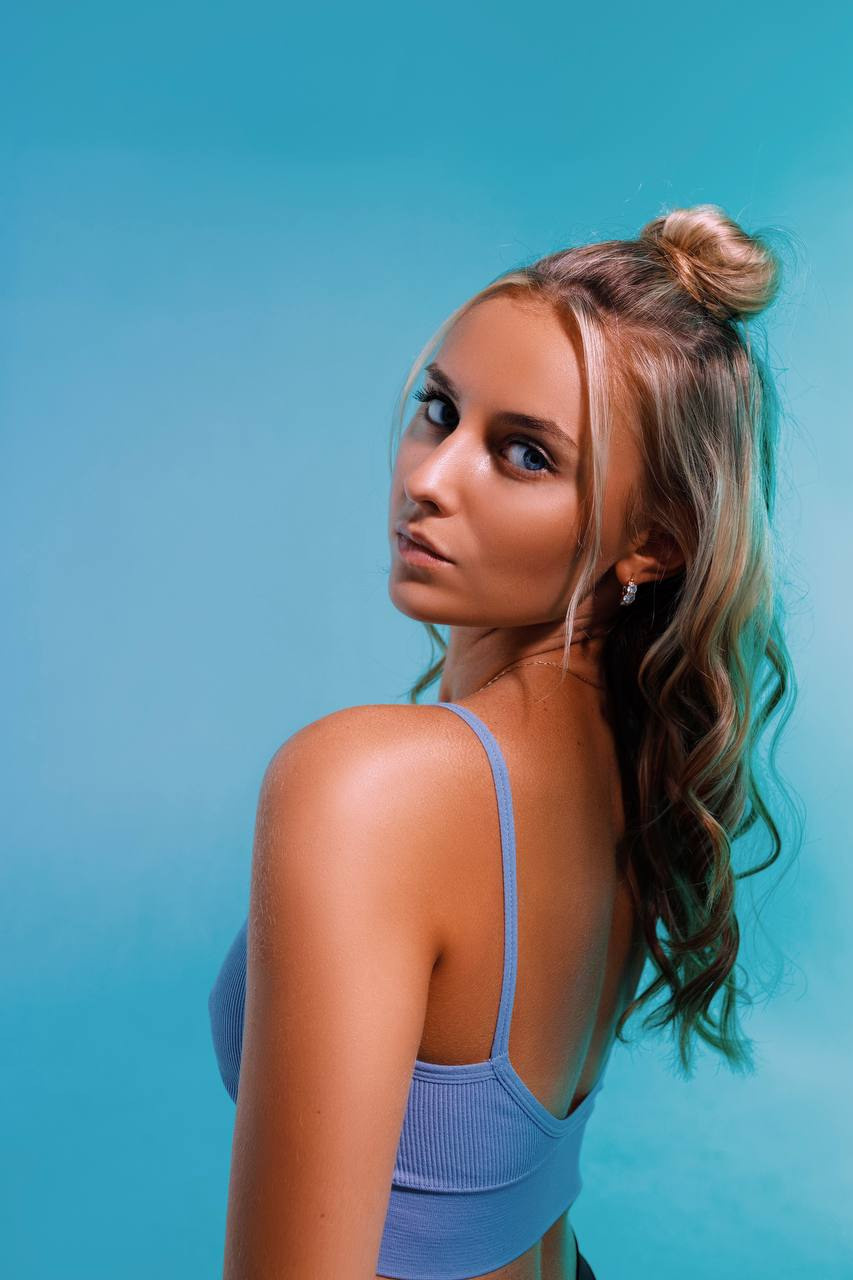 Модель для предметной съемки Ангелина А. Москва| Sale Easy