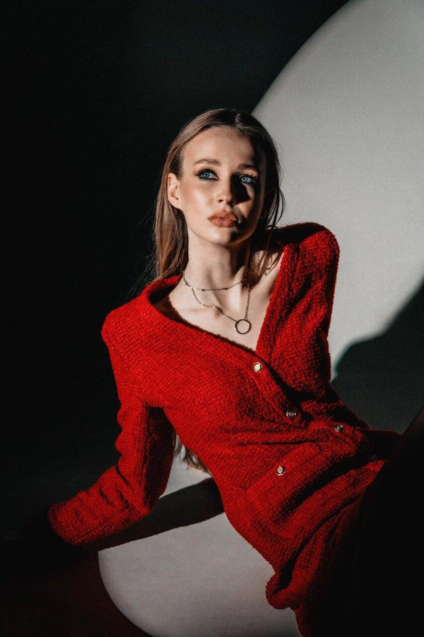 Модель для предметной съемки  Алекс Б Сочи| Sale Easy