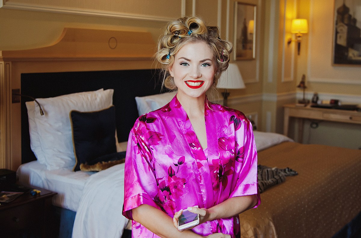 Москва. Свадебная романтическая прогулка Лены и Эндрю. Фотограф крещение венчание в Петербурге! Помогает подобрать храм и посоветовал душевного батюшку в СПб